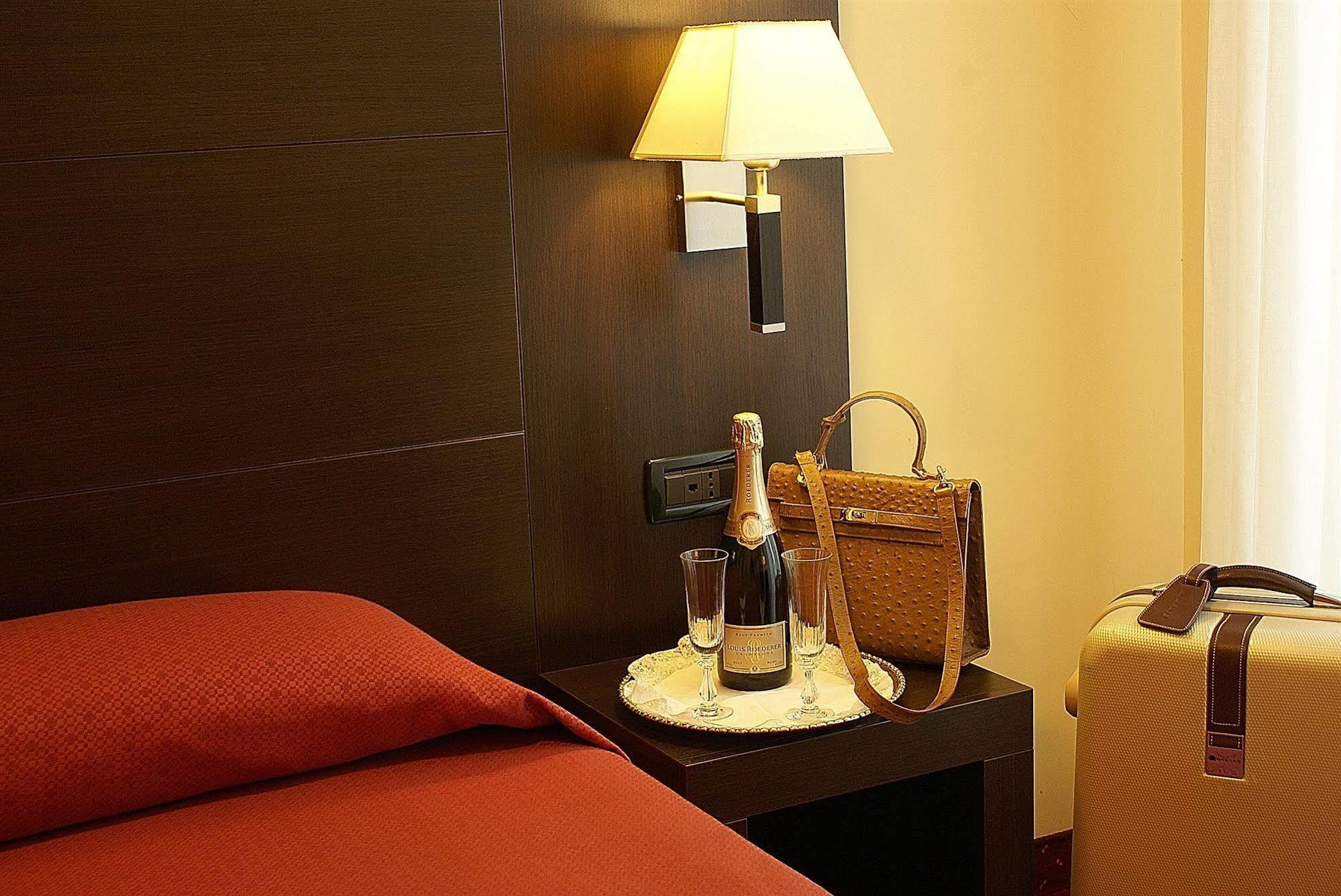 Hotel Versailles Rom Eksteriør billede