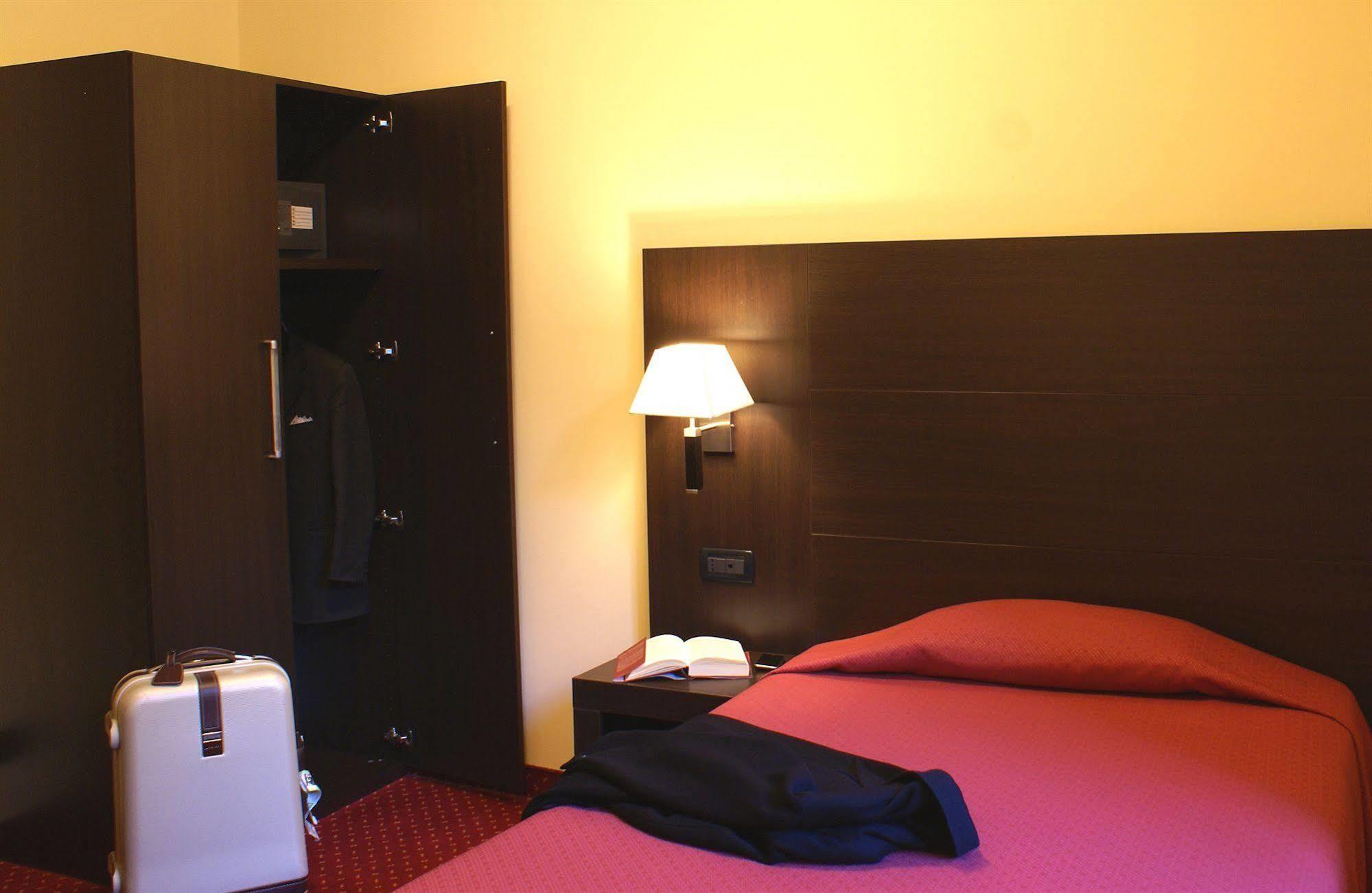 Hotel Versailles Rom Værelse billede